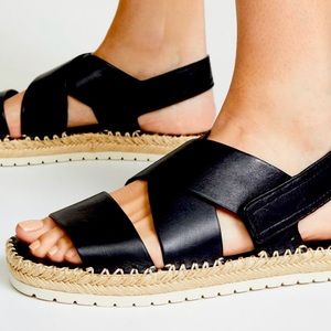 Vince Tenison Leather Slingback | Size 6.5 • Black